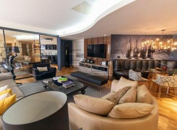 Apartamento · 250m² · 3 Quartos · 6 Vagas · Flat para venda em Moema de 250.00m² com 3 Quartos, 3 Suites e 6 Garagens