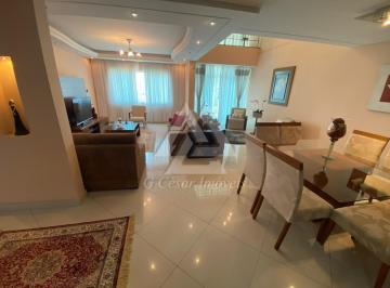 Casa · 356m² · 4 Quartos · 7 Vagas · Casa para venda em Jardim Brasilia de 356.00m² com 4 Quartos, 3 Suites e 7 Garagens