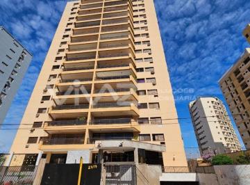 Apartamento · 251m² · 3 Quartos · 2 Vagas · Apartamento para venda em Centro de 251.00m² com 3 Quartos, 3 Suites e 2 Garagens