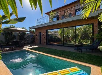 Casa · 266m² · 3 Quartos · 3 Vagas · Casa para venda em Condomínio Alto Do Castelo de 266.00m² com 3 Quartos, 3 Suites e 3 Garagens