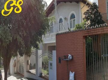 Casa · 335m² · 4 Quartos · 4 Vagas · Sobrado para venda em Jardim Chapadão de 335.00m² com 4 Quartos, 1 Suite e 4 Garagens