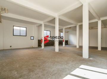 Comercial · 216m² · Loja para alugar em Centro de 216.02m²
