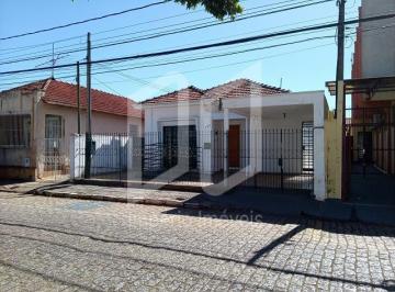 Casa · 203m² · 2 Quartos · 1 Vaga · Casa para venda em Centro de 203.00m² com 2 Quartos e 1 Garagem