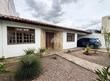 Casa · 118m² · 3 Quartos · 2 Vagas · Casa para venda em Centro de 118.00m² com 3 Quartos e 2 Garagens