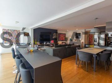 Apartamento · 160m² · 2 Quartos · 3 Vagas · Flat para venda em Vila Nova Conceição de 160.00m² com 2 Quartos, 2 Suites e 3 Garagens