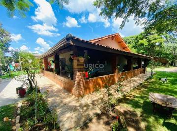 Terreno · 300m² · 8 Quartos · 4 Vagas · Chácara para venda em Santa Cândida de 300.00m² com 8 Quartos e 4 Garagens