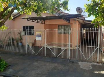 Casa · 265m² · 4 Quartos · 1 Vaga · Casa para venda em Centro de 264.80m² com 4 Quartos e 1 Garagem