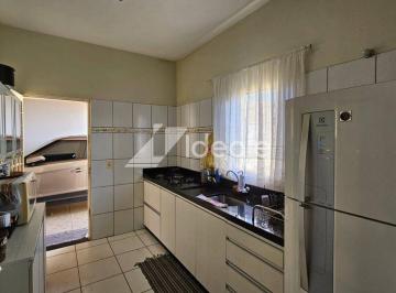 Imagem 1 · Casa para venda em Centro, Chapada dos Guimarães