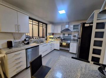 Imagem 1 · Casa para venda em Mata da Praia, Vitória