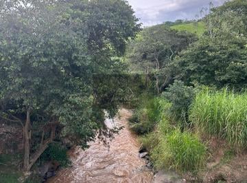 Imagem 1 · Sítio para venda em Vila Regina Célia, Cruzeiro
