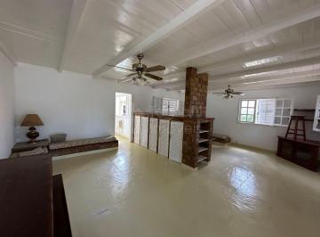 Imagem 1 · Casa para venda em Coqueiral, Araruama