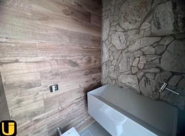 Imagem 1 · Casa para venda em Laranjeiras, Uberlândia