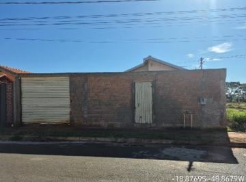 Imagem 1 · Casa para venda em Centro, Monte Alegre de Minas