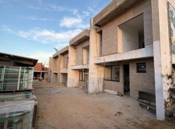 Imagem 1 · Casa de Condomínio para venda em Morada de Laranjeiras, Serr