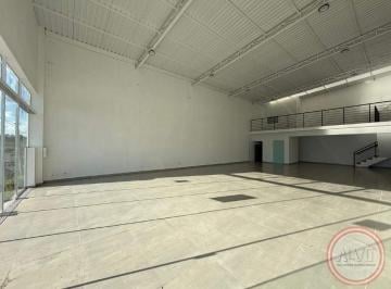 Comercial · 248m² · 3 Vagas · Galpão / Depósito / Armazém para alugar em Jardim Serra Dourada de 248.00m² com 3 Garagens