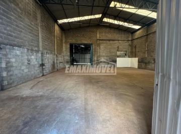 Comercial · 425m² · 2 Vagas · Galpão / Depósito / Armazém para alugar em Recreio Dos Sorocabanos de 425.00m² com 2 Garagens