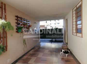 Casa · 168m² · 3 Quartos · 2 Vagas · Casa para venda em Centro de 168.00m² com 3 Quartos e 2 Garagens