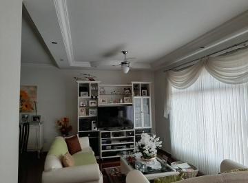 Casa · 302m² · 3 Quartos · 6 Vagas · Casa para venda em Engenheiro Goulart de 302.00m² com 3 Quartos, 1 Suite e 6 Garagens