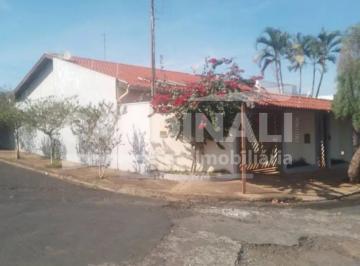 Casa · 280m² · 3 Quartos · 5 Vagas · Casa para venda em Nova Vila Cerqueira de 280.00m² com 3 Quartos, 1 Suite e 5 Garagens