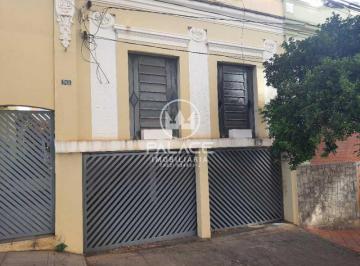 Casa · 193m² · 1 Quarto · 1 Vaga · Casa para venda em Centro de 193.00m² com 1 Quarto, 1 Suite e 1 Garagem