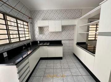 Casa · 180m² · 3 Quartos · 2 Vagas · Sobrado para venda em Vila Teller de 180.00m² com 3 Quartos, 1 Suite e 2 Garagens