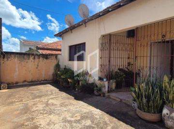 Casa · 94m² · 2 Quartos · Casa para venda em Centro de 94.00m² com 2 Quartos e 1 Suite