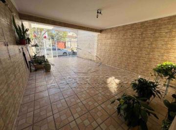 Casa · 225m² · 3 Quartos · CASA TERREA 3 QUARTOS - Centro