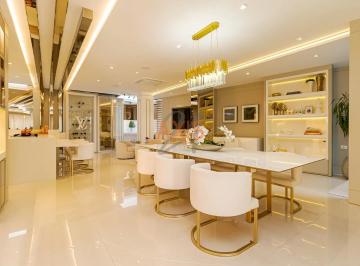 Casa · 335m² · 4 Quartos · 6 Vagas · Casa de 3 Suítes à Venda no Condomínio Green Village Park | Santa Felicidade Curitiba