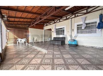 Casa · 141m² · 4 Quartos · Casa na QI 08 Guará I | Lote 200m² | 141m² Construídos