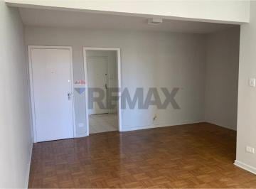 Apartamento · 90m² · 2 Quartos · 1 Vaga · Apartamento de 90 m² para aluguel, com 2 quartos, 1 vaga de garagem e ambientes confortáveis. Ótima