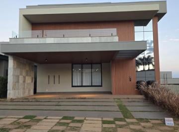 Casa · 340m² · 3 Quartos · 4 Vagas · Casa à venda - no Parque Lago