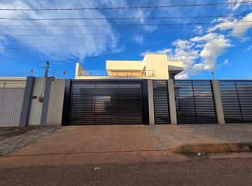 Casa · 1m² · 4 Quartos · 5 Vagas · Casa à venda - no Jardim Triângulo
