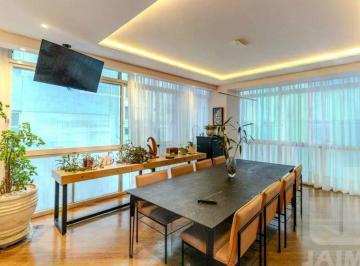 Apartamento · 346m² · 4 Quartos · 3 Vagas · Apartamento com 346 m², 4 quartos sendo 2 suítes no bairro Higienópolis.