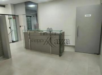 Comercial · 160m² · 3 Quartos · 2 Vagas · Ponto Comercial e Sala Comercial - Centro - Jacareí - 3 Salas amplas - 160m²
