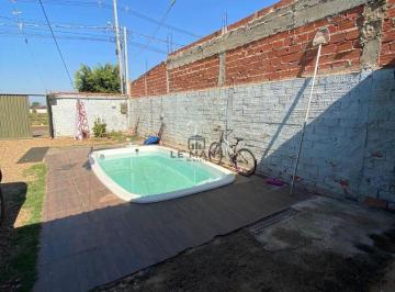 Casa · 180m² · 2 Quartos · 10 Vagas · Edícula à venda em Piracicaba, Água Branca, com 2 quartos, com 180 m²
