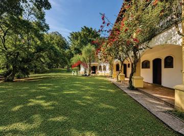 Casa · 777m² · 4 Quartos · 6 Vagas · Casa de condomínio em Rua Serra Negra - Chácara Granja Velha - Carapicuíba/SP