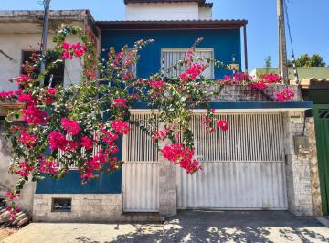 Casa · 195m² · 3 Quartos · 1 Vaga · Casa Triplex com 3 quartos, sendo 2 suítes para venda no Parque Julião Noguei...