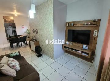 Casa · 285m² · 4 Quartos · 2 Vagas · Casa com 4 quartos sendo 1 suíte disponível para locação no bairro Tibery em Uberlândia-MG