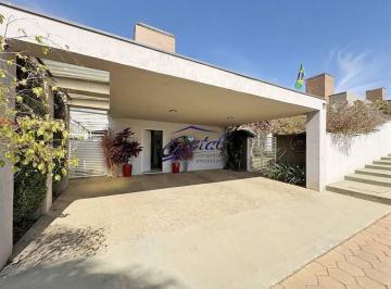 aecdda4b7bdfb53f332e01e06e752cfecc552aaf · Vendo Casa de Alto Padrão | Granja Viana | 240 m² | 4 dormitórios