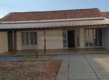Casa · 140m² · 3 Quartos · 2 Vagas · Casa no No bairro Vila Elmaz com 03 dormitórios