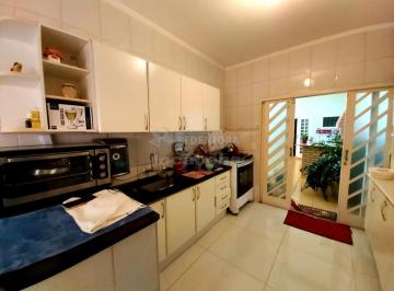 Casa · 330m² · 3 Quartos · 2 Vagas · Casa térrea a venda no Macedo Teles com 03 dormitórios, 04 banheiros, cozinha planejada, varanda gou
