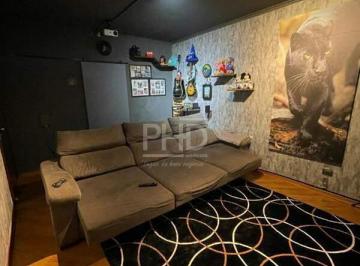 Casa · 215m² · 4 Quartos · 2 Vagas · Sobrado de 215 m² com 4 Dormitórios, Suíte, Quintal e Churrasqueira no Jardim Las Vegas - Santo Andr