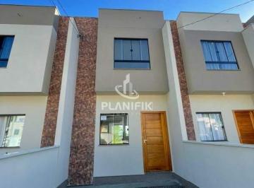 Casa · 65m² · 2 Quartos · 1 Vaga · CASA COM AMPLO ESPAÇO FUNDOS