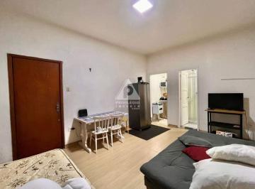 Apartamento · 27m² · 1 Quarto · Apto 1 Quarto Poucos passos da praia - Leme