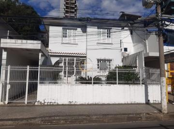 Casa · 250m² · 5 Quartos · Casa com ótima localização à venda no Alto do Passos - Juiz de Fora |5 quartos | 250 m²