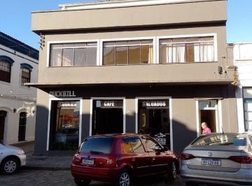 Foto 01 · Prédio Comercial à Venda no Centro de São Francisco do Sul com Renda