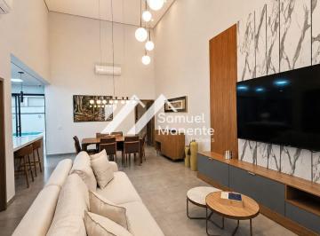 Casa · 195m² · 3 Quartos · 4 Vagas · Térrea em terreno de 300m2