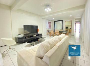 Casa · 211m² · 4 Quartos · 4 Vagas · Casa Duplex em Rua Pública com Deck e Piscina no Melhor do Bairro Luciano Cavalcante, Varandão, Casa