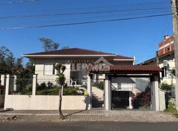 Casa · 199m² · 4 Quartos · 1 Vaga · Casa Semimobiliada