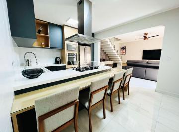 Casa · 200m² · 3 Quartos · 3 Vagas · Sobrado para Venda no Tatuapé